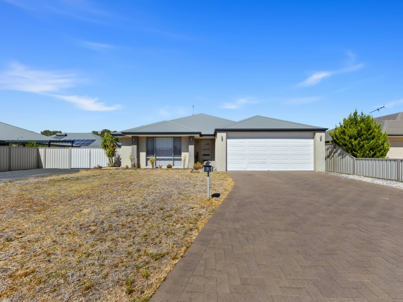 3 Westwind Crescent, Harvey WA 6220