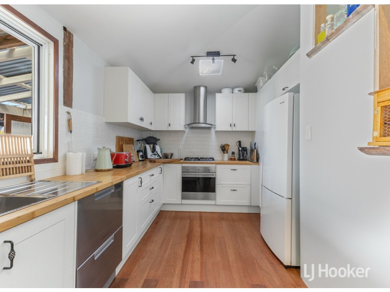 50 Third Street, Harvey WA 6220