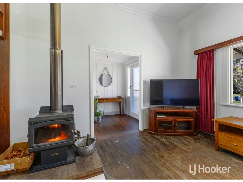 50 Third Street, Harvey WA 6220