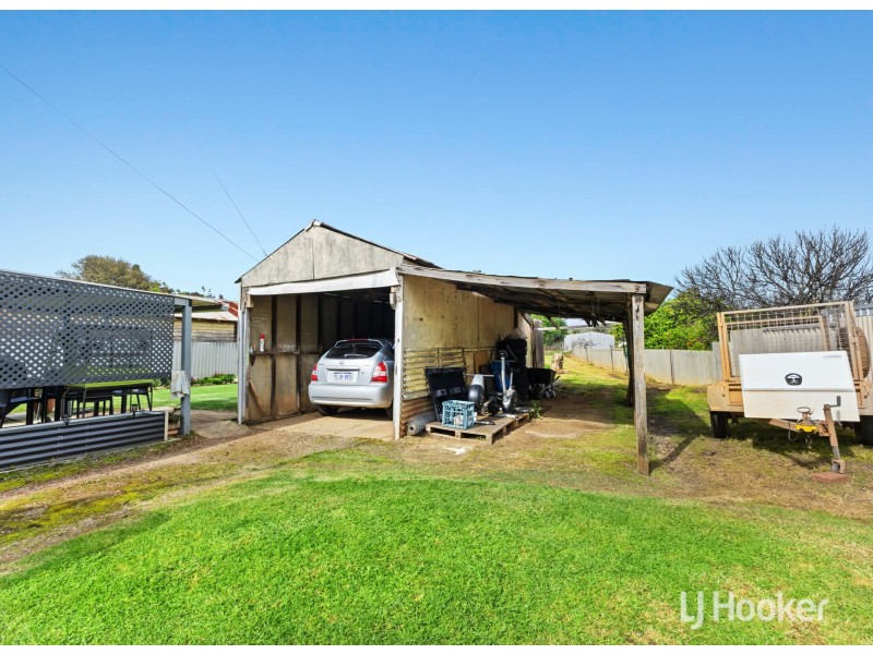 29 Hackett Road, Harvey WA 6220