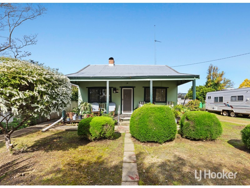 29 Hackett Road, Harvey WA 6220