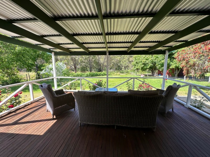 17 Logue Road, Harvey WA 6220