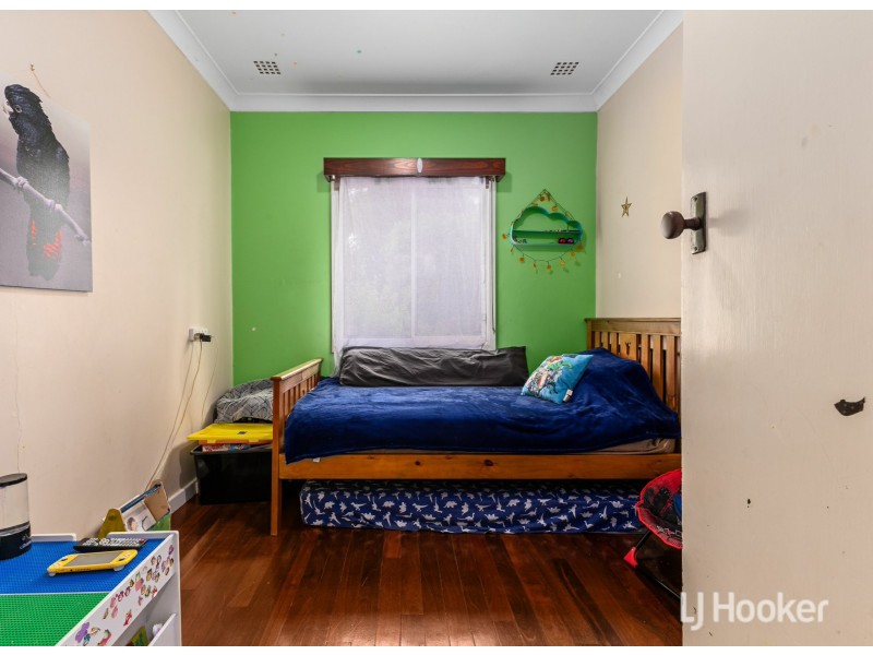 16 Kennedy Street, Harvey WA 6220