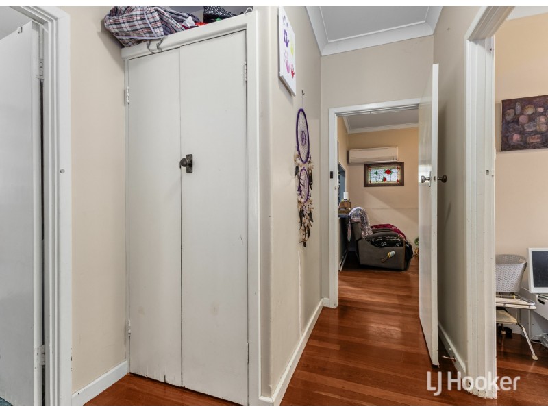 16 Kennedy Street, Harvey WA 6220