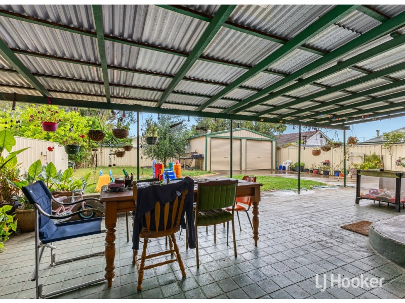 16 Kennedy Street, Harvey WA 6220