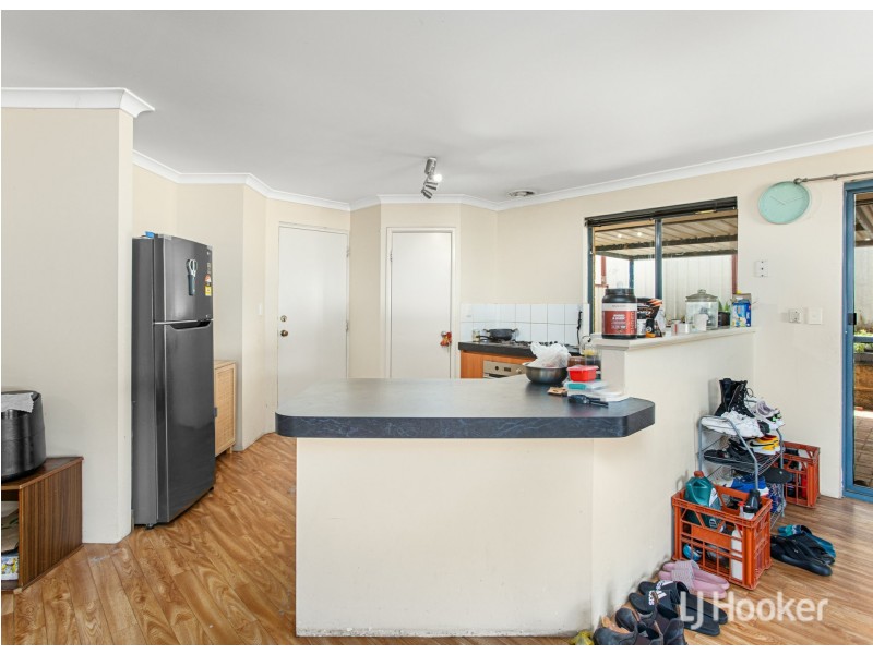 8 Butcherbird Road, Harvey WA 6220