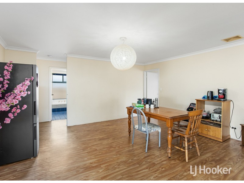 8 Butcherbird Road, Harvey WA 6220