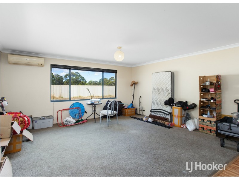 8 Butcherbird Road, Harvey WA 6220