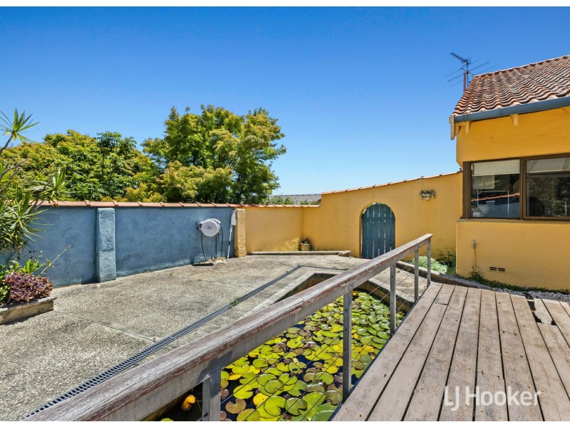 1 Hillside Road, Harvey WA 6220