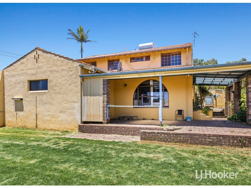 1 Hillside Road, Harvey WA 6220