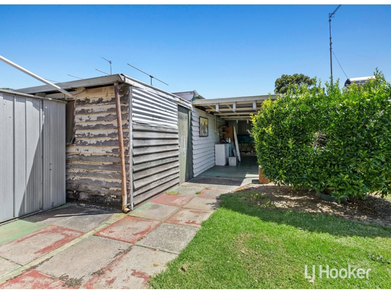 21 Newell Street, Harvey WA 6220