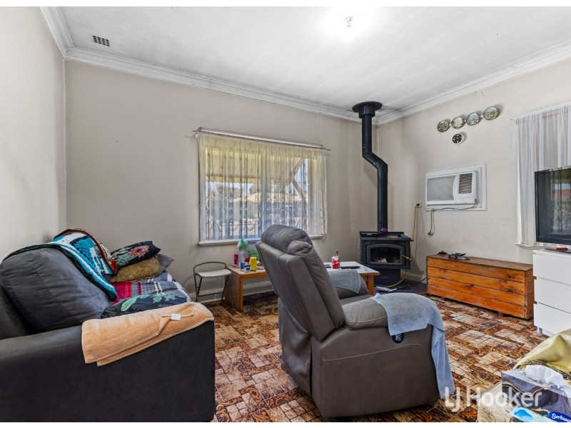 17 Peet Street, Harvey WA 6220