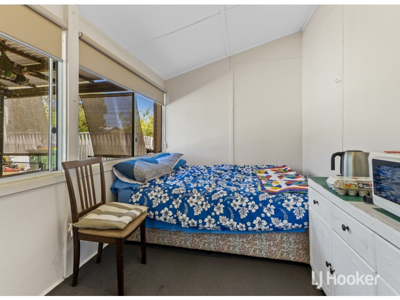17 Peet Street, Harvey WA 6220