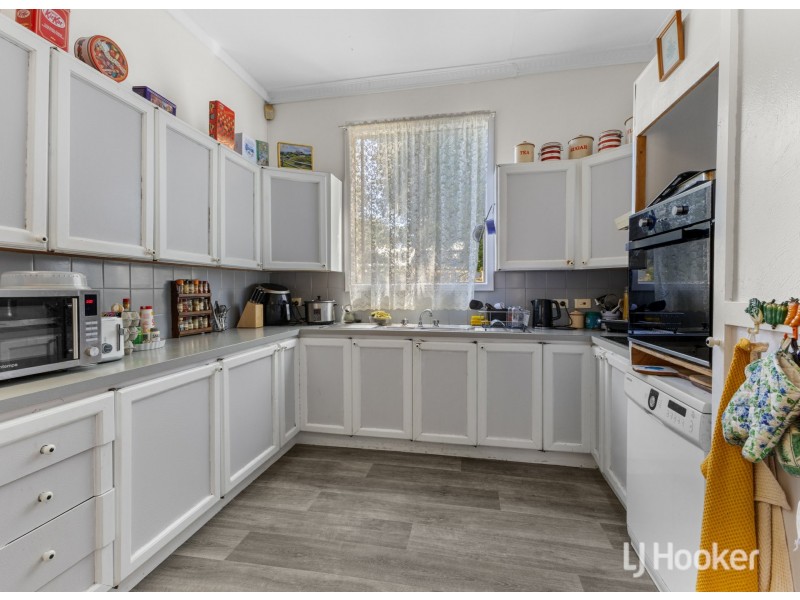 36 Third Street, Harvey WA 6220