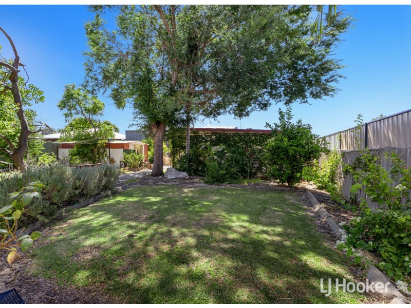 36 Third Street, Harvey WA 6220