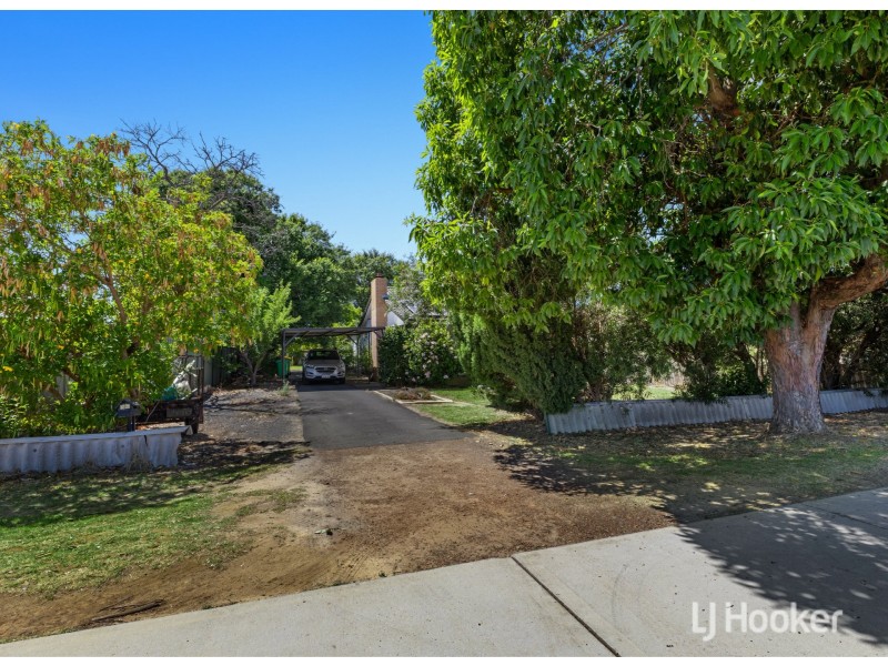 36 Third Street, Harvey WA 6220