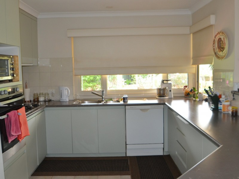 14 Stanford Court, Harvey WA 6220