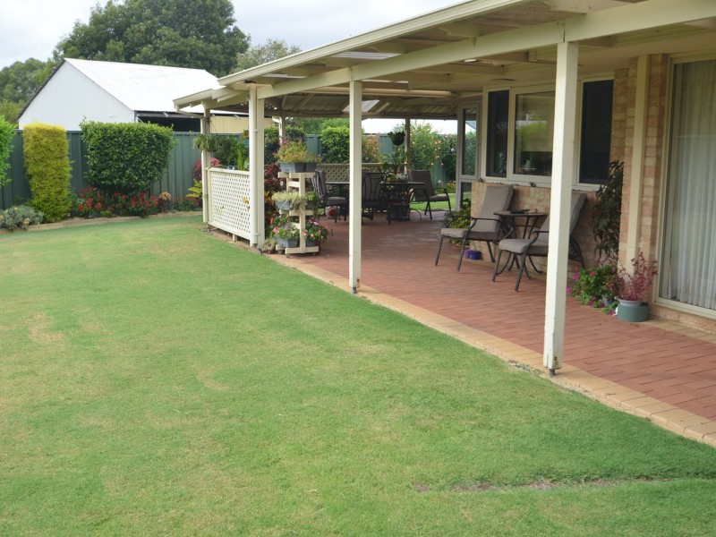 14 Stanford Court, Harvey WA 6220