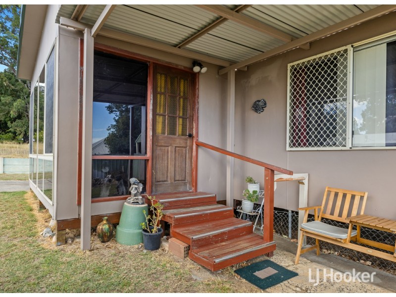 15 School Road, Yarloop WA 6218