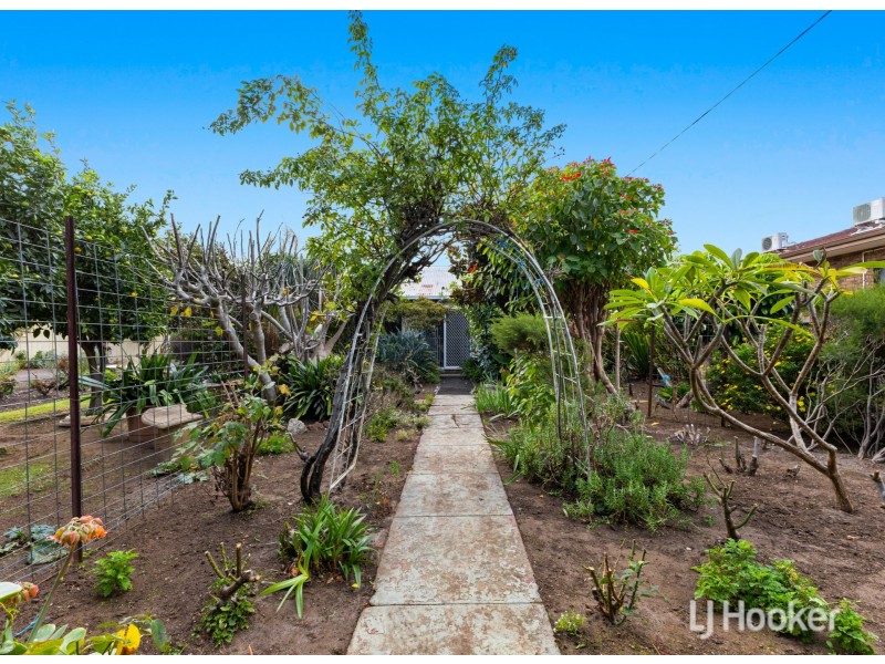 241 Korijekup Avenue, Harvey WA 6220