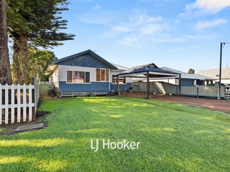 24 Harper Street, Harvey WA 6220
