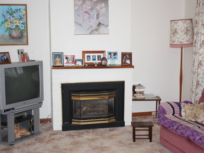 14 Peet Street, Harvey WA 6220