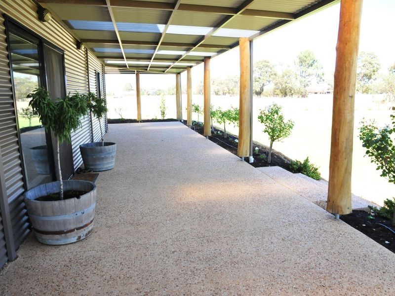 157 Ninth Street, Harvey WA 6220