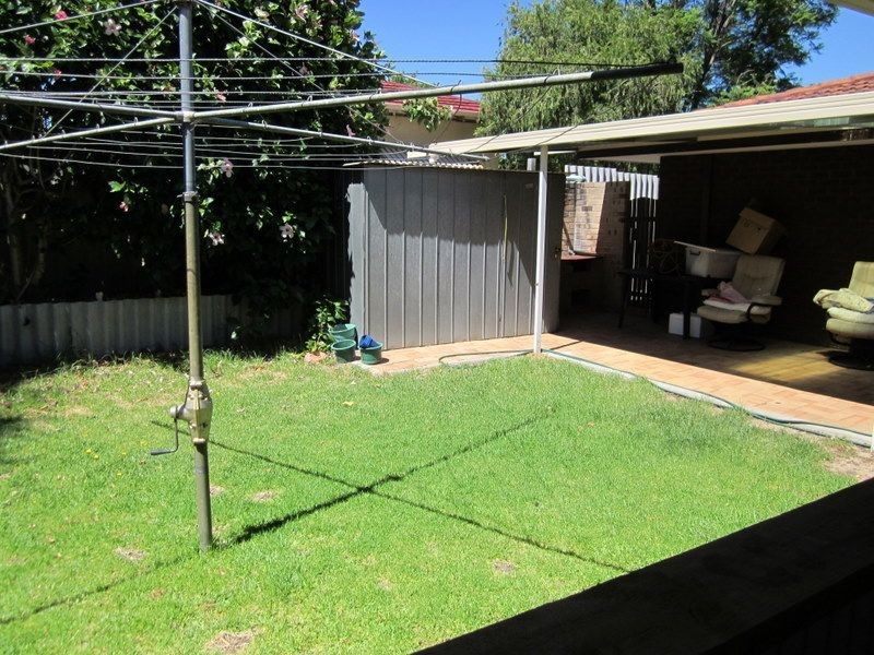 11 Railway Parade, Yarloop WA 6218