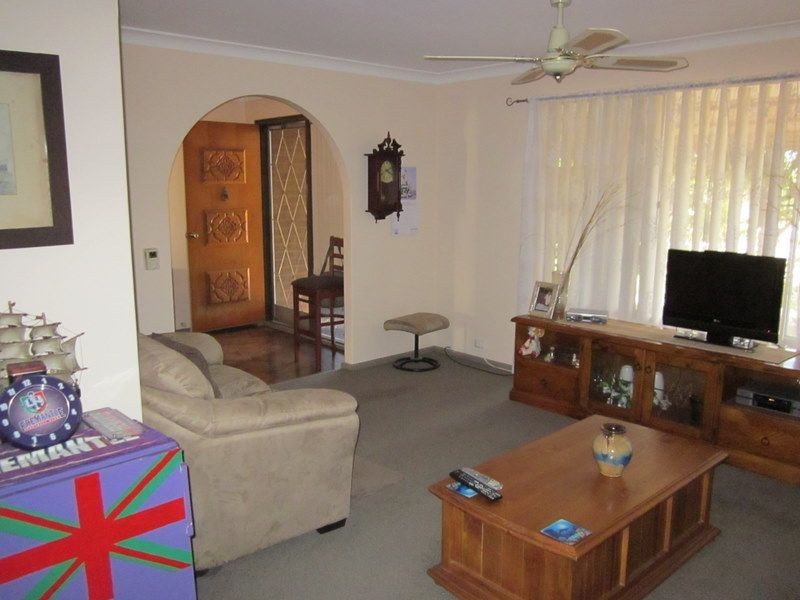 11 Railway Parade, Yarloop WA 6218