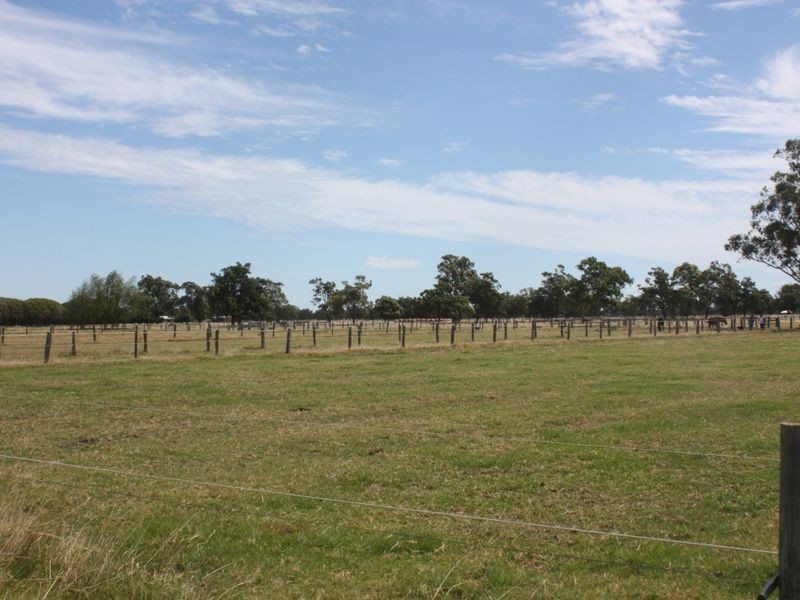 429 Uduc Road, Harvey WA 6220