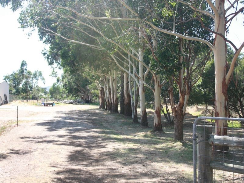 28 Hackett Street, Cookernup WA 6220