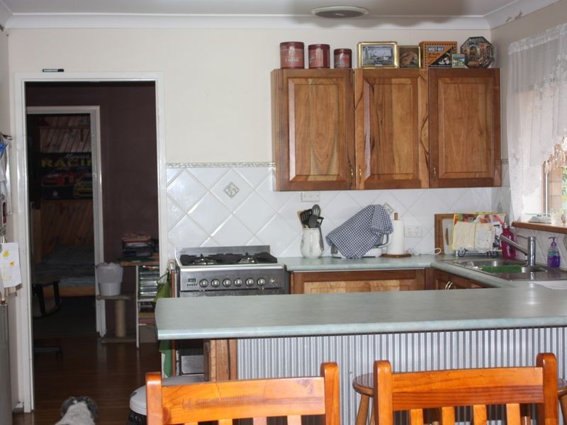 14 Lyons Way, Harvey WA 6220