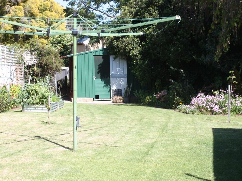 1 Funston Court, Harvey WA 6220