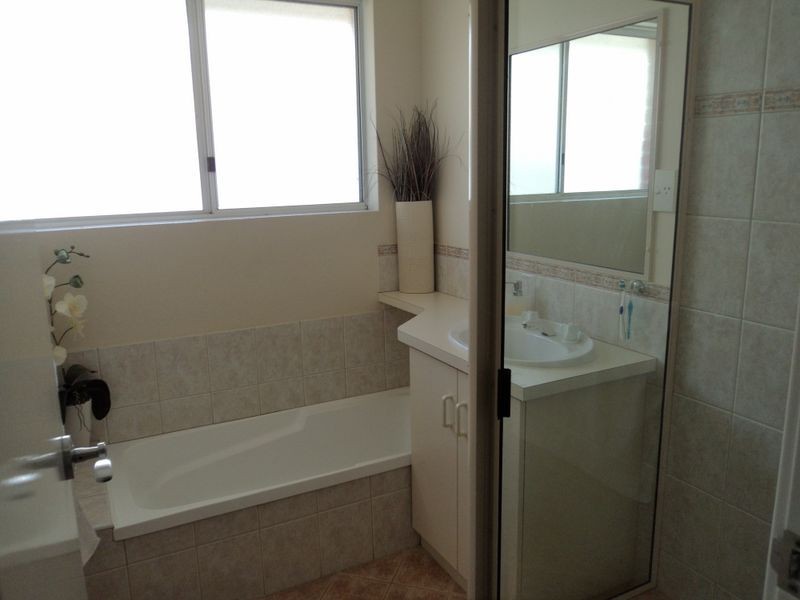 5 Silvergull Terrace, Australind WA 6233