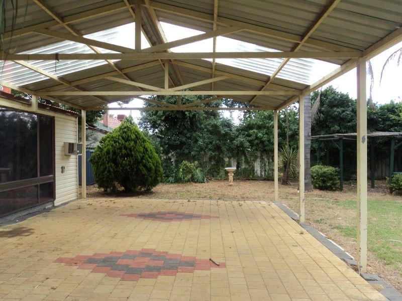 23 Hackett Road, Harvey WA 6220