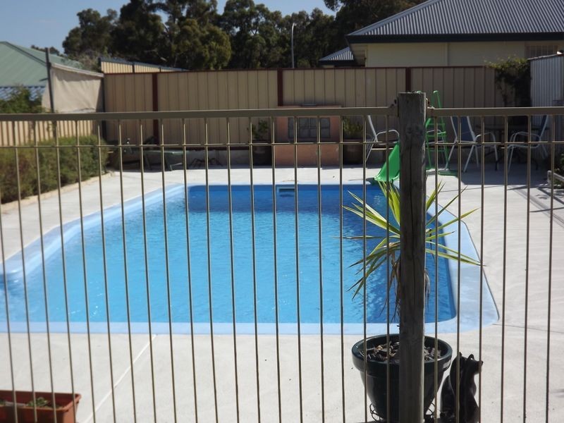 3 Butcherbird Road, Harvey WA 6220