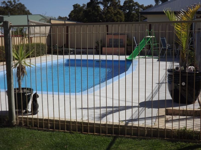 3 Butcherbird Road, Harvey WA 6220