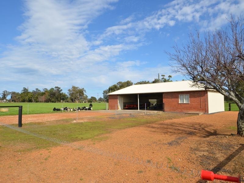 343 Herbert Road, Harvey WA 6220