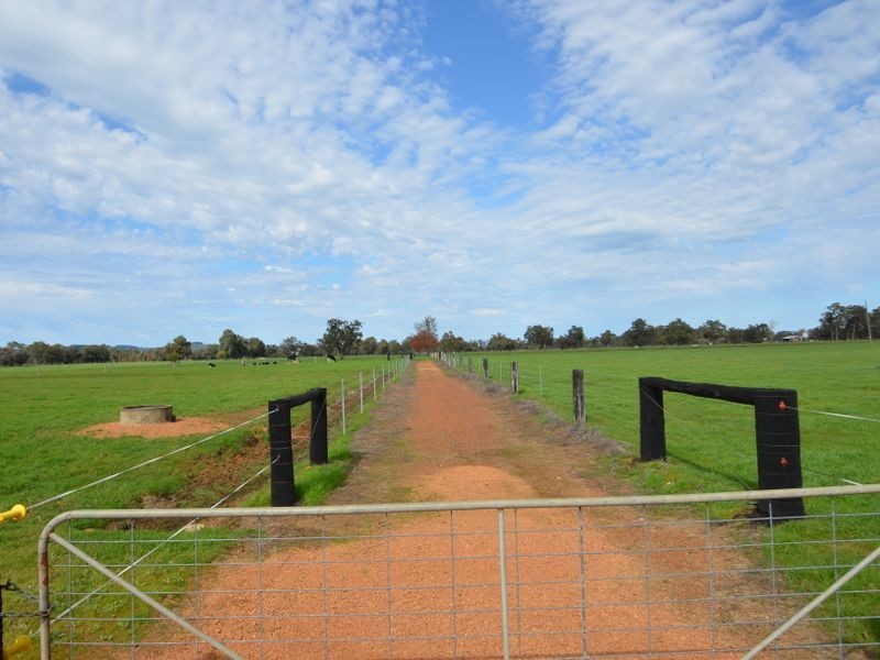 343 Herbert Road, Harvey WA 6220