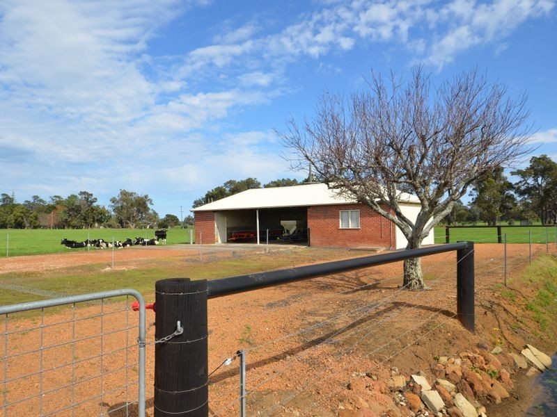 343 Herbert Road, Harvey WA 6220