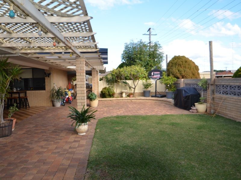 26 Minella Road, Harvey WA 6220