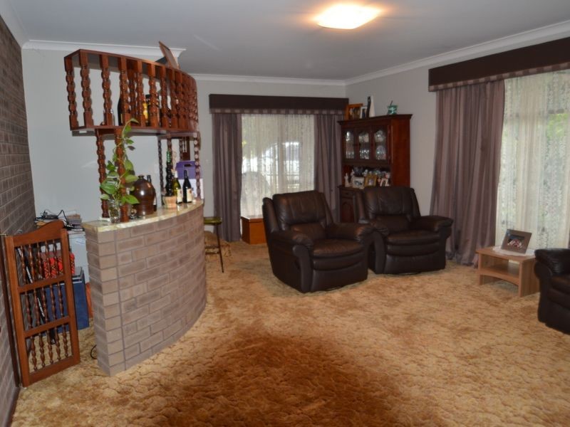 37 Hinge Road, Harvey WA 6220