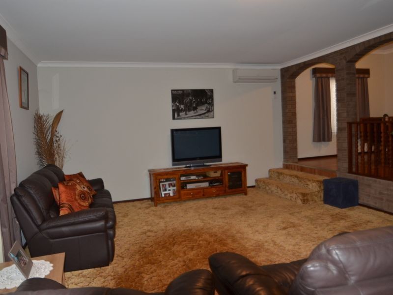 37 Hinge Road, Harvey WA 6220