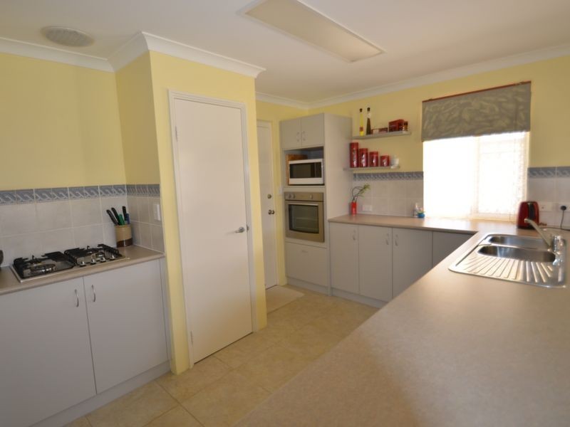 81 Fryer Road, Harvey WA 6220