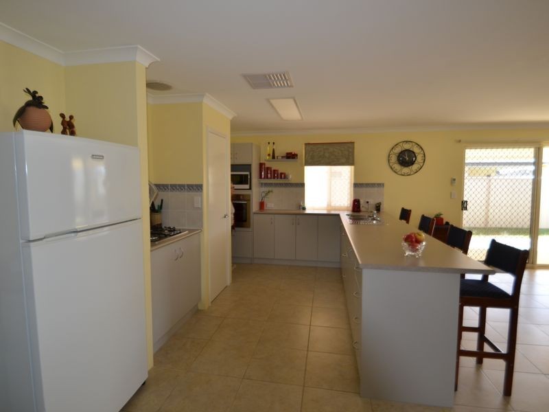 81 Fryer Road, Harvey WA 6220