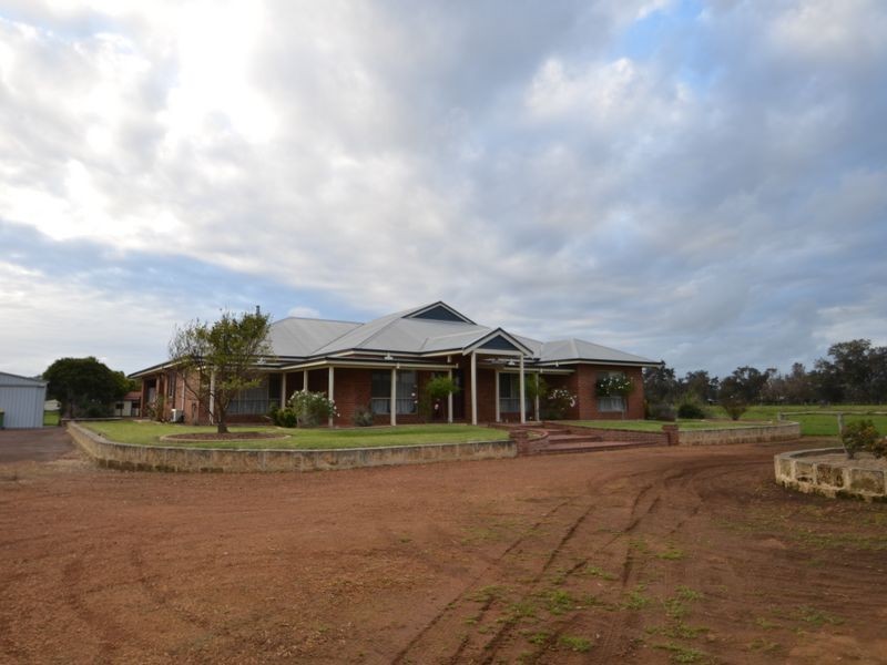 273 Eighth Street, Harvey WA 6220