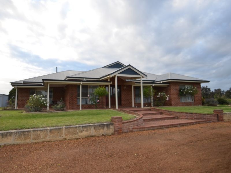 273 Eighth Street, Harvey WA 6220