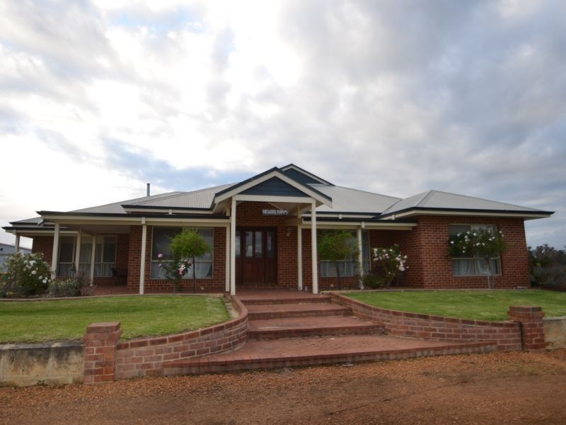 273 Eighth Street, Harvey WA 6220