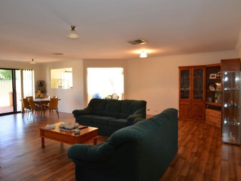 11 Anthony Street, Harvey WA 6220