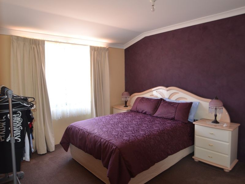 11 Anthony Street, Harvey WA 6220